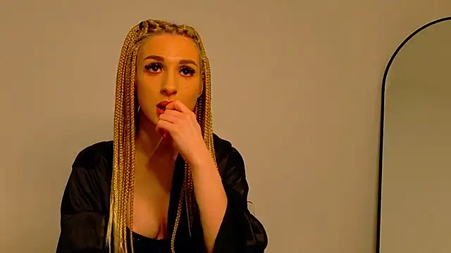 Sia_a's cam snapshot