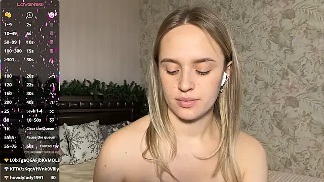 ElisabetLorney live sex cam