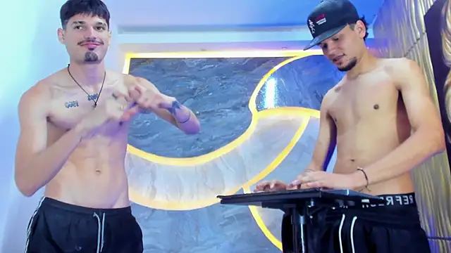 Iam_Steven's cam snapshot