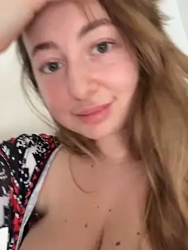 curvyflawless's cam snapshot