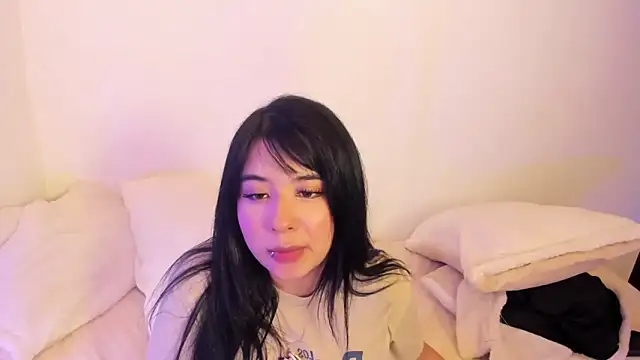 Lilith_salvatoree's cam snapshot