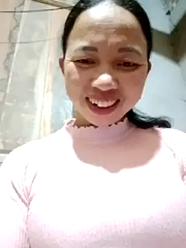 TRIEUTRIEU20's cam snapshot