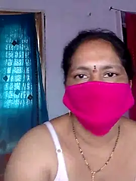 telugutrisha's cam snapshot