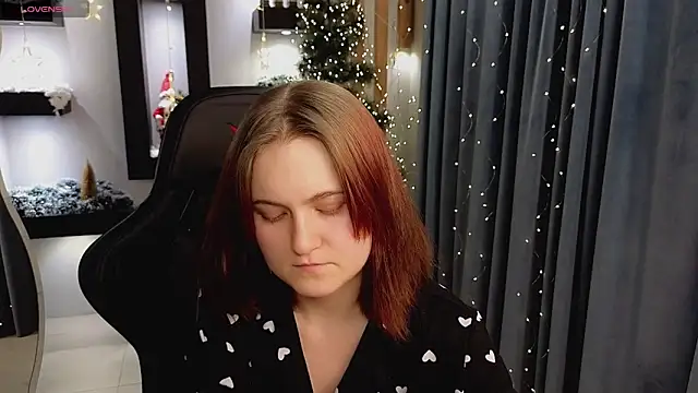 Roxy_foxi's cam snapshot