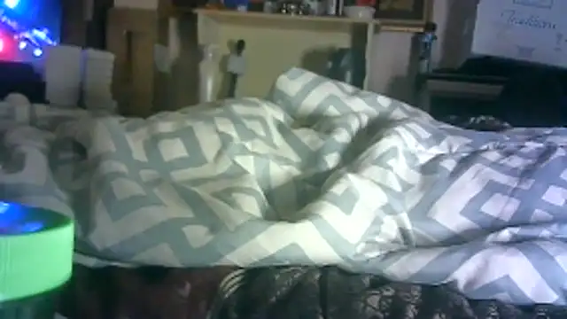 ON3YOULLN3VER_FIR3's cam snapshot