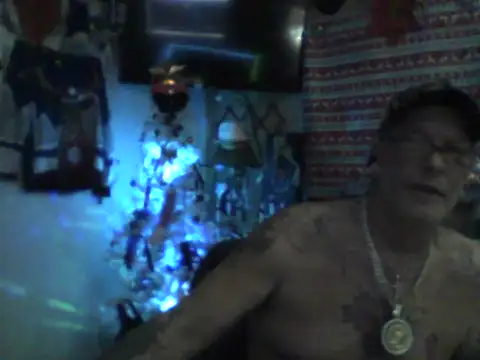 bigdaddyrooster's cam snapshot