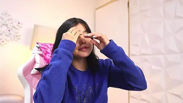 dianebleu's cam snapshot