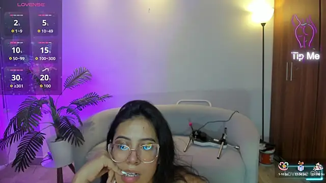 raven_stonee's cam snapshot