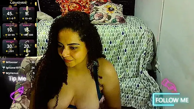 _naughty_milf's cam snapshot