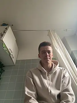 Toyjungee live sex cam