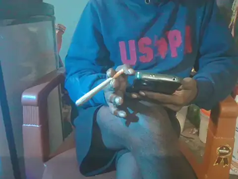 localboybbsr's cam snapshot