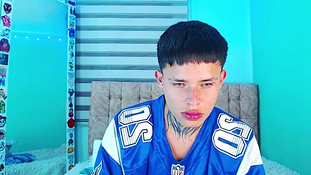 _justinmoon2 live sex cam