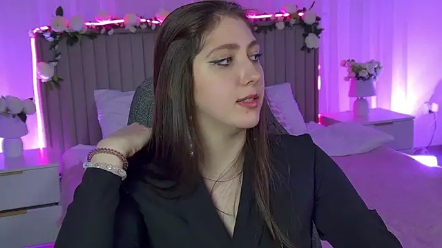 Mary_Miiller's cam snapshot