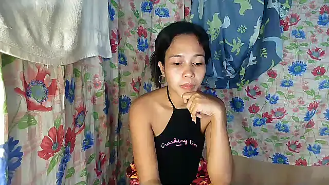 PinaySkinnyGirl's cam snapshot