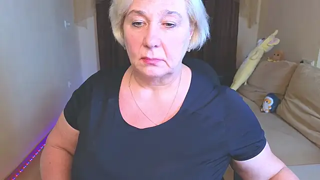 Milana_Milky live sex cam