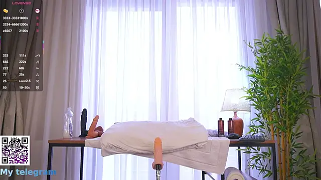 LynBardon live sex cam