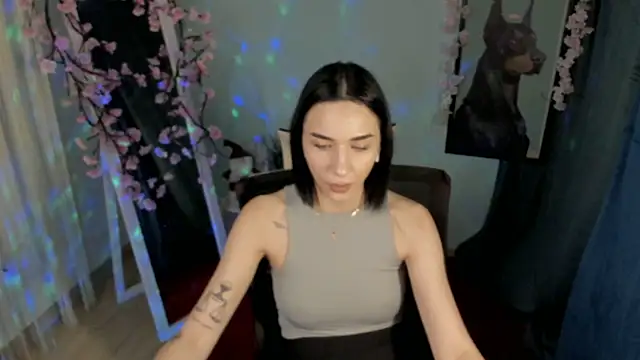 Bella_Night4's cam snapshot