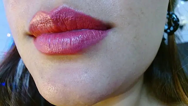 miss_evoleth2 live sex cam