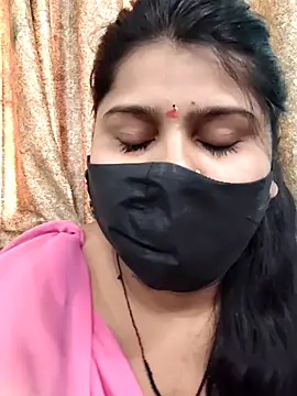 Hotty-simran's cam snapshot