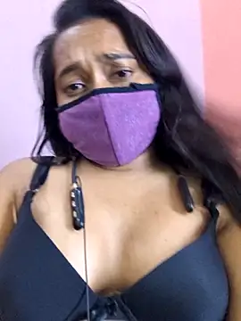 Ananya_34's cam snapshot