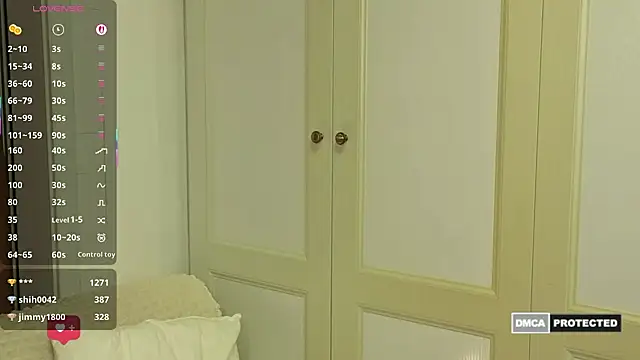 nayomi_34f live sex cam