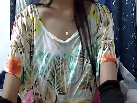 Riva_arora01's cam snapshot