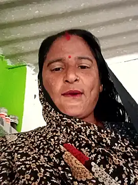 Quin_love143's cam snapshot