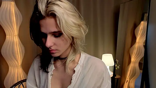 LizNostrand live sex cam