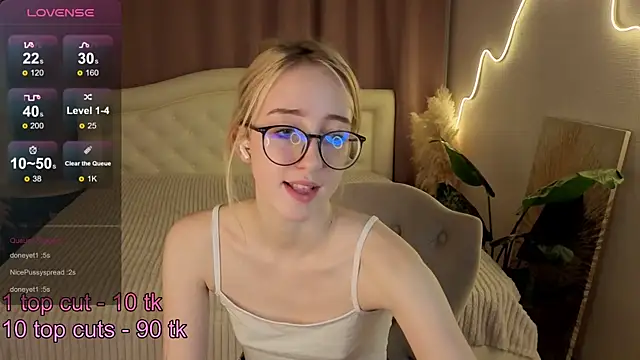 anora_baby live sex cam