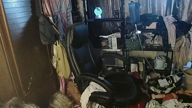 Ombeline1 live sex cam