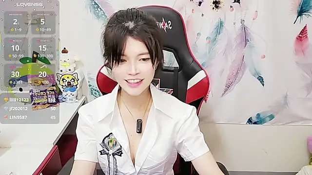 Alina10932's cam snapshot