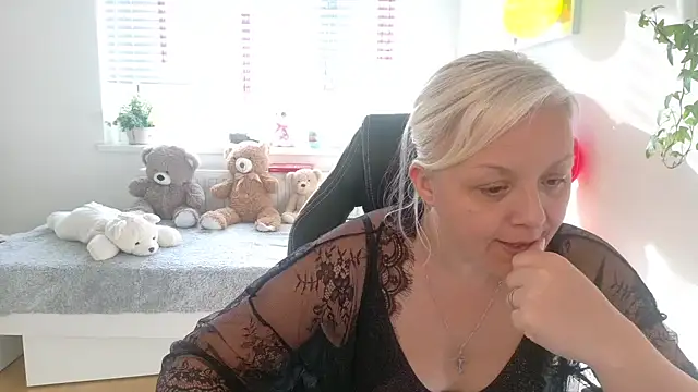 Linsy_Kim live sex cam