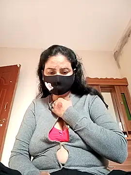 Neha-Roy's cam snapshot