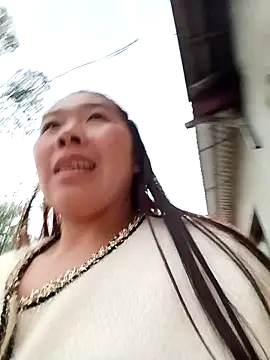 quynhkoolbae live sex cam