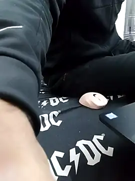 yazin19 live sex cam