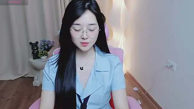 Miu-999 live sex cam