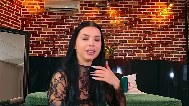 MeganSin_ live sex cam