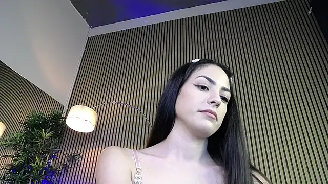 TheaBrown live sex cam