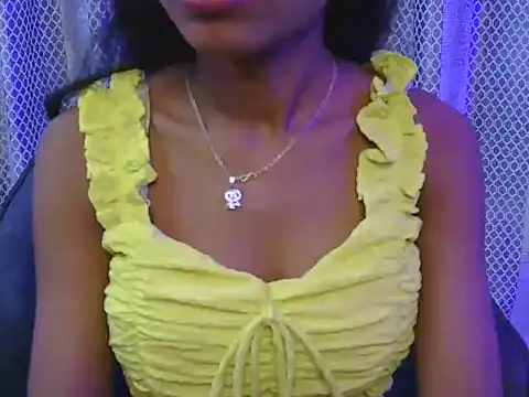 hey-pinky's cam snapshot