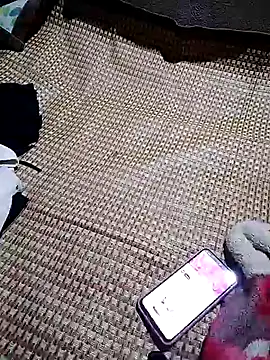 embe889's cam snapshot