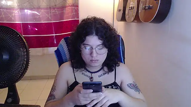 Smoke_trip_Alicia live sex cam