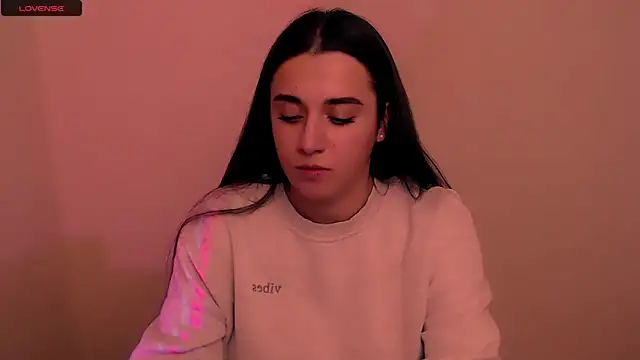 AlinaDoll_ live sex cam