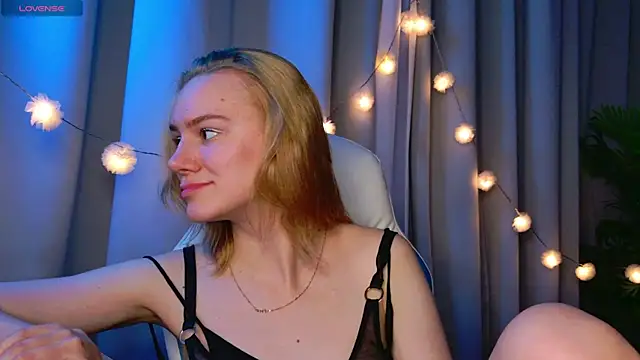 Ramona___'s cam snapshot