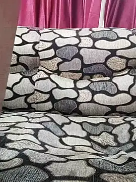 Its_me_Skyy's cam snapshot