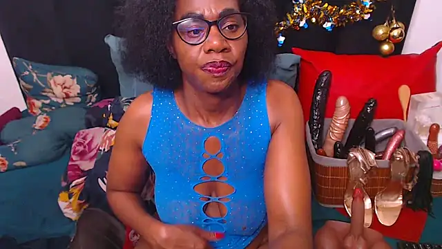 sexybootylicious's cam snapshot