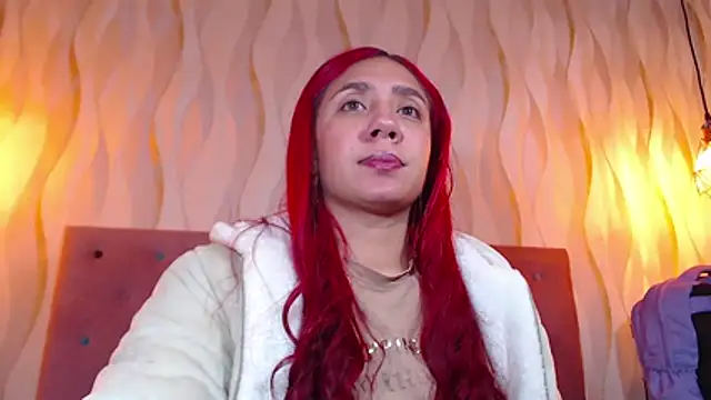 IsabelaLatina's cam snapshot