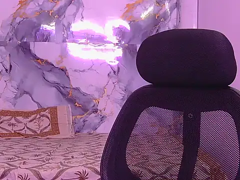 Its-ishikaa's cam snapshot