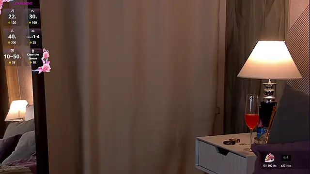 Eellliee's cam snapshot