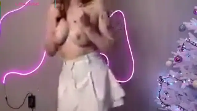 BIG_BOOBS_KARALIN's cam snapshot