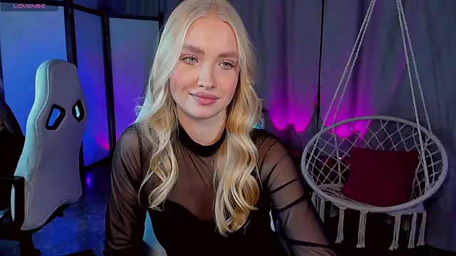 TessaGrays's cam snapshot